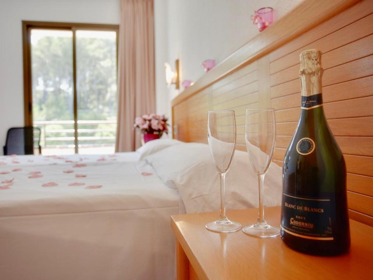Apart-Hotel Golf Beach 35201 Begur Pokoj fotografie